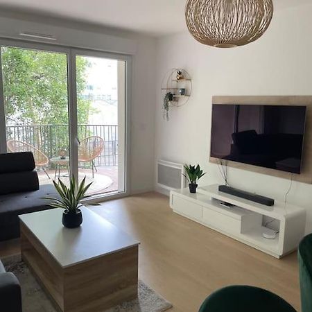 Superbe Appartement En Residence Avec Parking Le Mans Exterior foto